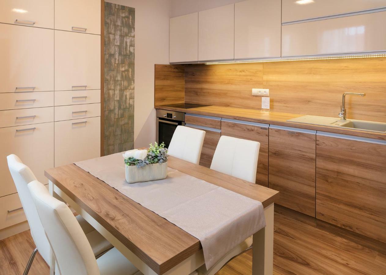 Apartamento Főtér Rezidencia 3 Győr Exterior foto