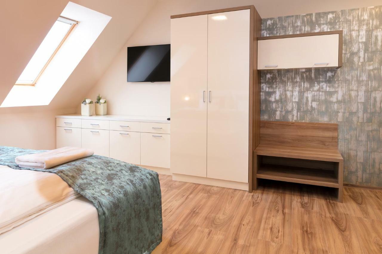 Apartamento Főtér Rezidencia 3 Győr Exterior foto