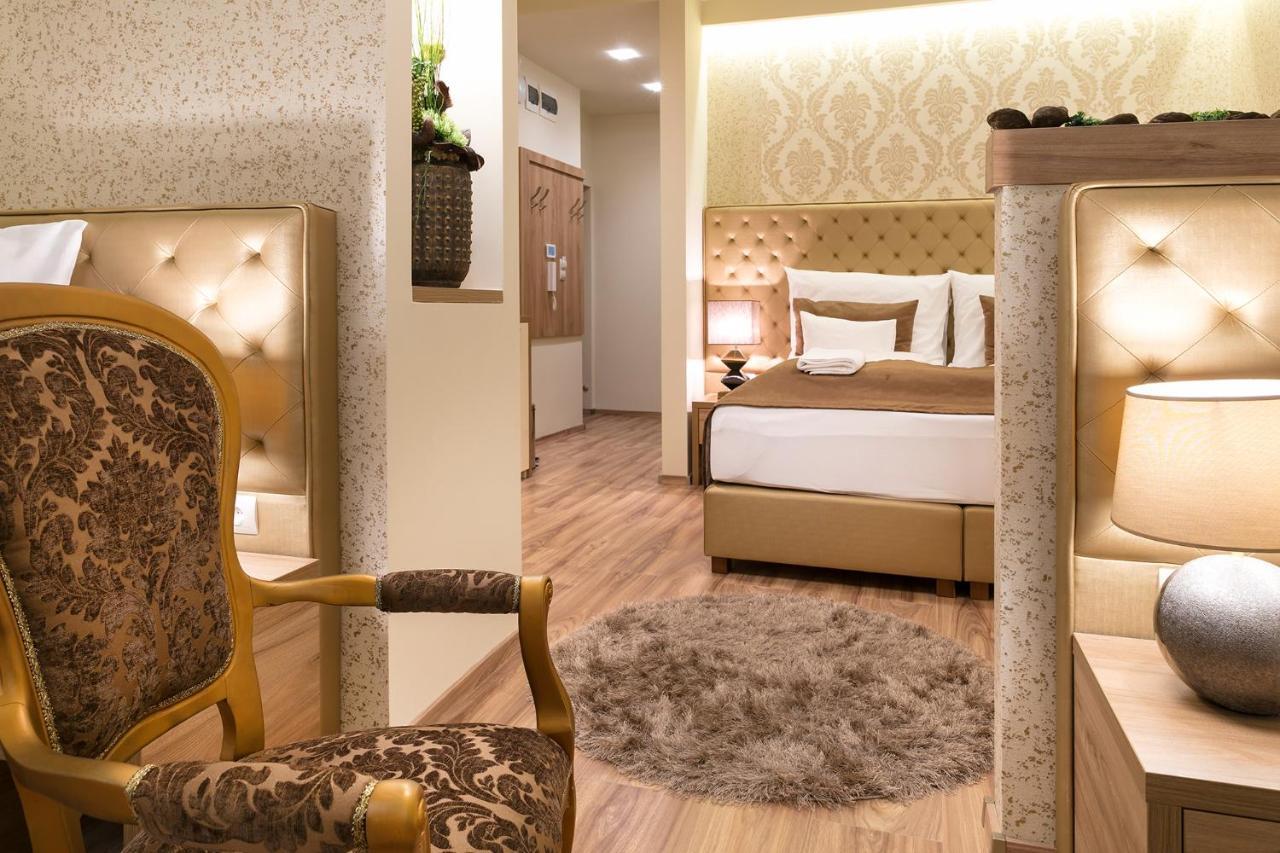 Apartamento Főtér Rezidencia 3 Győr Exterior foto